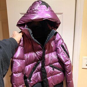 Goldbergh Metallic Ski Jacket in Fuscia/Purple-US Size 6